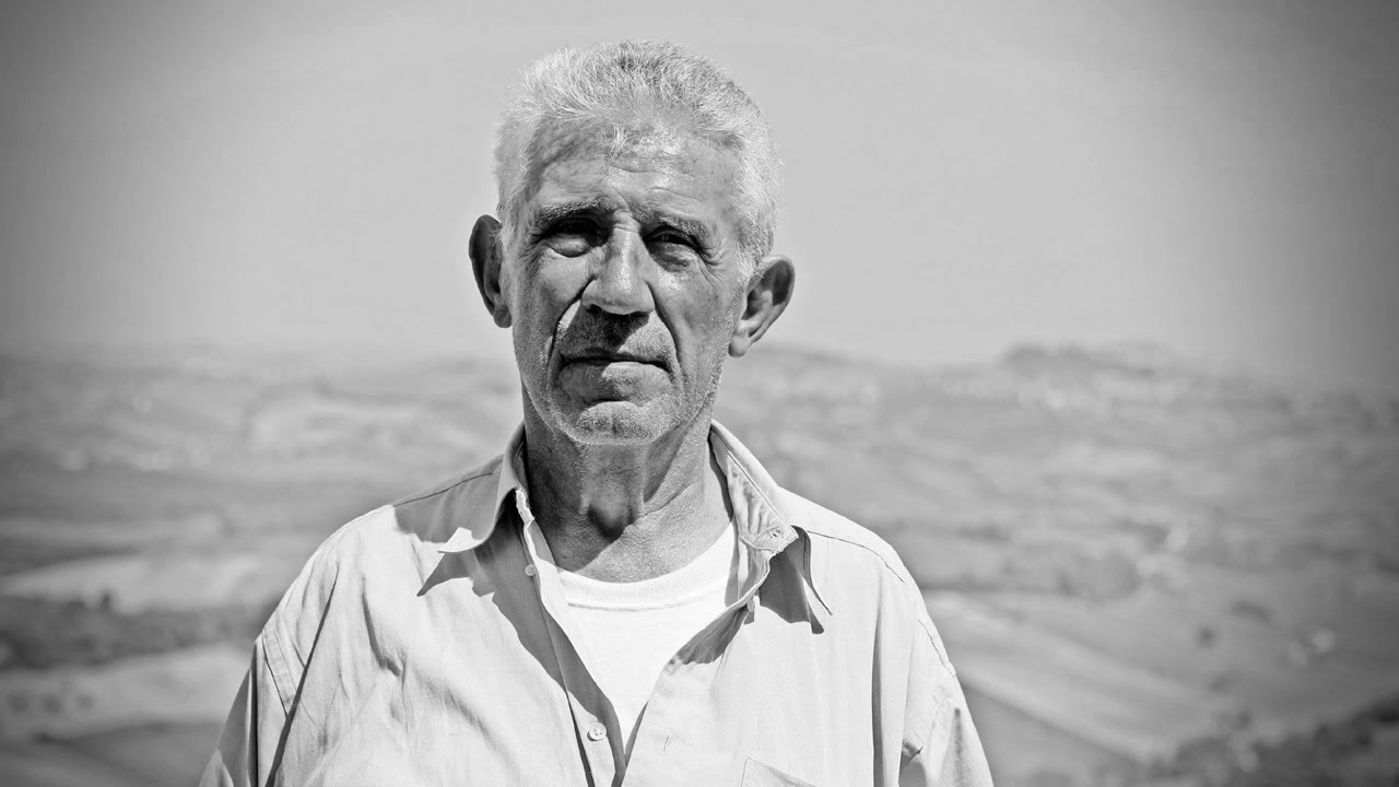 POESIA A CONFRONTO: La fabbrica
